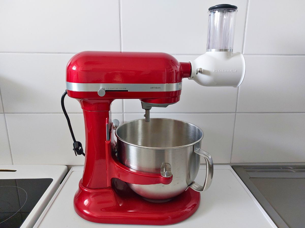 KitchenAid Küchenmaschine mit Gemüseschneider