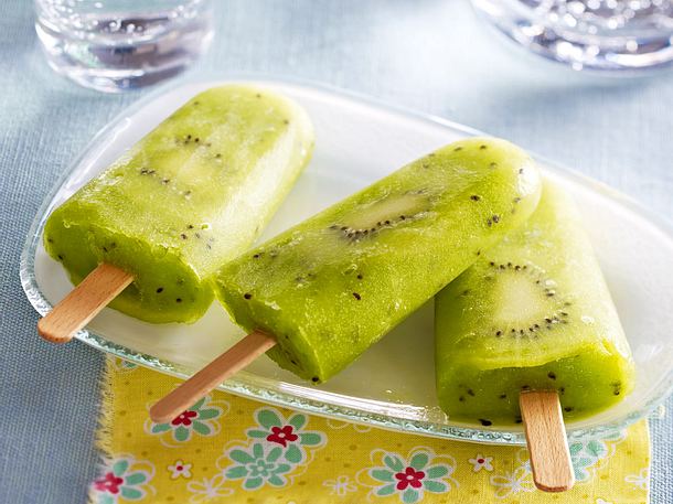 Kiwi-Eis am Stiel Rezept Kiwi-Eis am Stiel Rezept