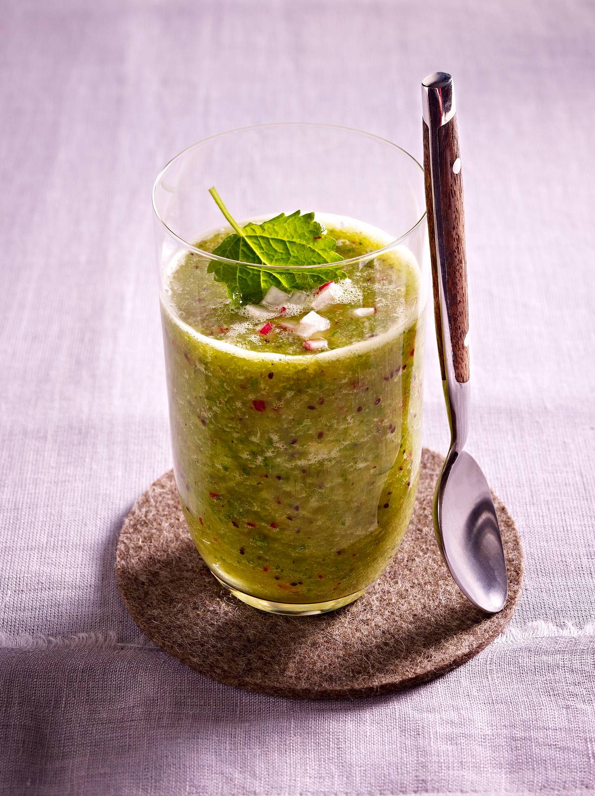 Kiwi-Radieschen-Zitronenmelisse-Smoothie Rezept