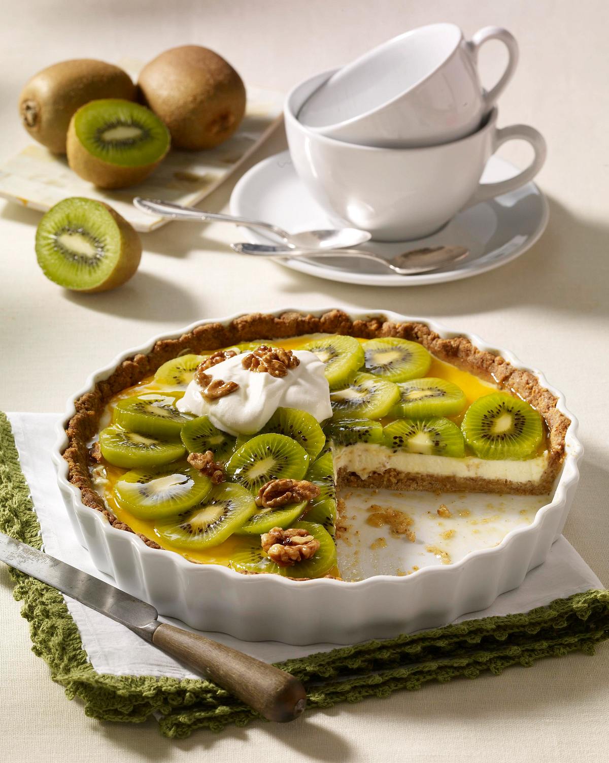 Kiwi-Tarte mit Walnüssen Rezept