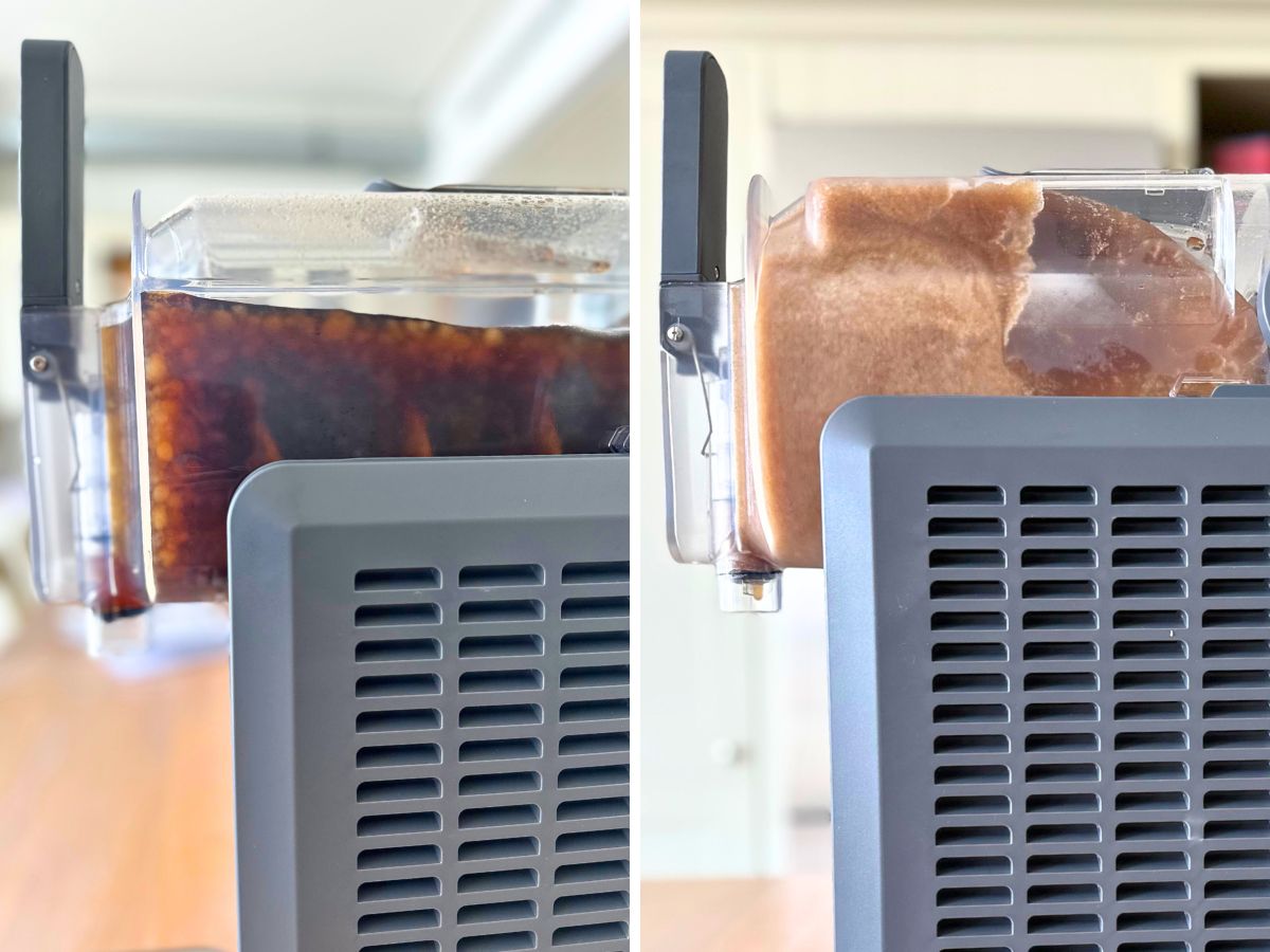 Cola-Slushie bei der Entstehung im Slush Maker von Klamer Cola-Slushie bei der Entstehung im Slush Maker von Klamer
