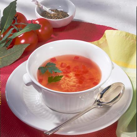 Klare Tomatensuppe mit Reis Rezept Klare Tomatensuppe mit Reis Rezept