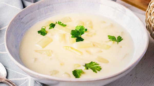 Spargelcremesuppe - Foto: ShowHeroes