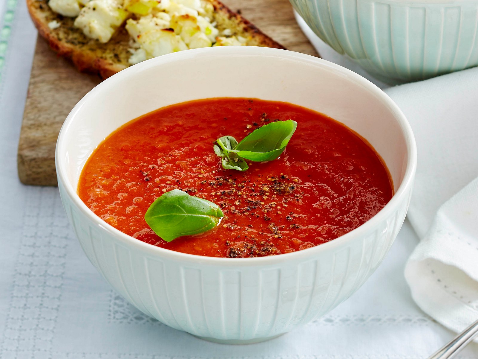 Klassische Tomatensuppe Rezept | LECKER