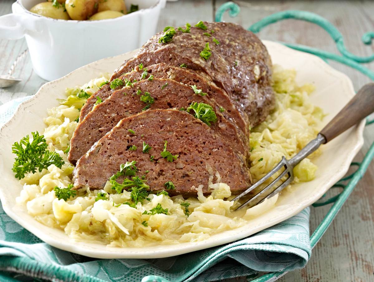 Klassischer Hackbraten Rezept