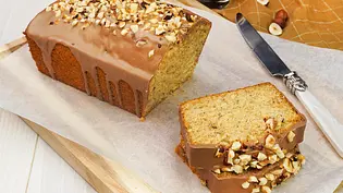 Klassischer Haselnusskuchen Rezept - Foto: ShowHeroes für LECKER @ Bauer Media Group