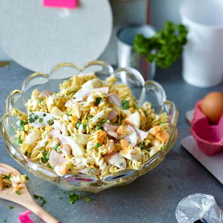 Klassischer Nudelsalat mit Fleischwurst Rezept Klassischer Nudelsalat mit Fleischwurst Rezept