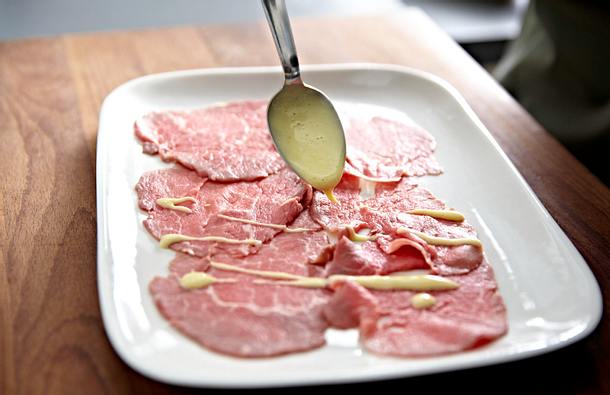 Klassisches Carpaccio Rezept Klassisches Carpaccio Rezept