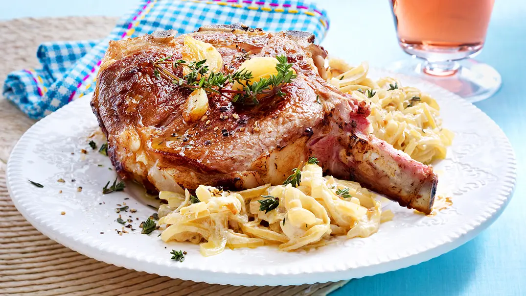 Klassisches Kalbskotelett Rezept - Foto: LECKER @ Bauer Media Group
