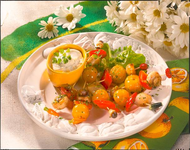 Kleine bunte Gemüsespieße Rezept Kleine bunte Gemüsespieße Rezept