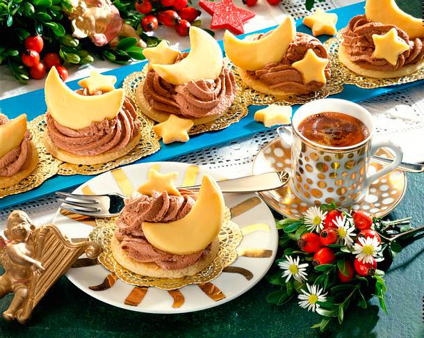 Kleine Cappuccino-Törtchen Rezept Kleine Cappuccino-Törtchen Rezept
