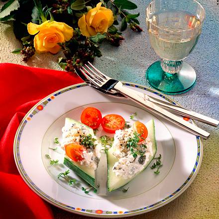 Kleine Gurkenhappen Rezept Kleine Gurkenhappen Rezept