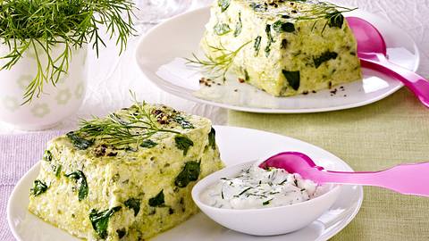 Kleine Kabeljau-Spinat-Terrinen Rezept - Foto: House of Food / Bauer Food Experts KG