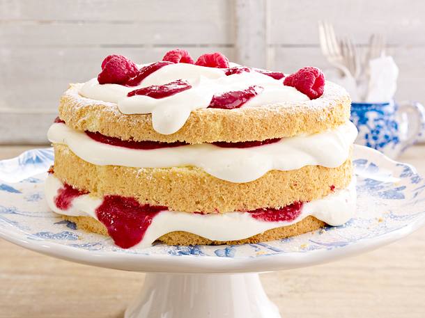 Kleine Käse-Himbeer-Torte Rezept Kleine Käse-Himbeer-Torte Rezept