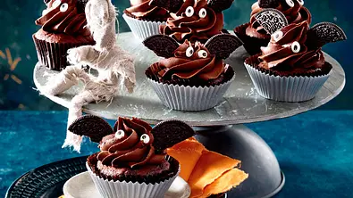 Kleine Vampir-Cupcakes Rezept - Foto: LECKER @ Bauer Media Group