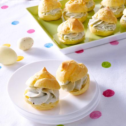 Kleine Windbeutel mit Roquefort-Creme Rezept