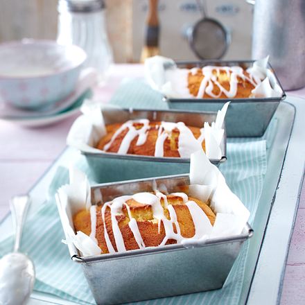 Kleine Zitronen-Kastenkuchen Rezept Kleine Zitronen-Kastenkuchen Rezept