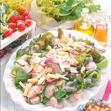 Knackiger Gartensalat Rezept Knackiger Gartensalat Rezept