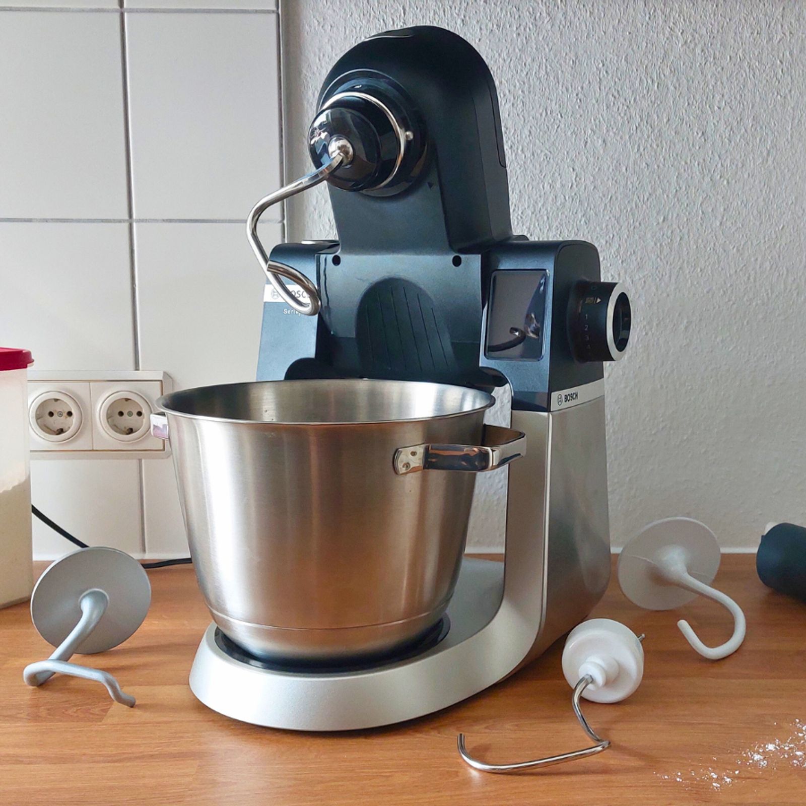 Knetmaschine im Test: Teig kneten wie ein Profi