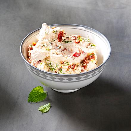 Knoblauch-Feta-Dip Rezept