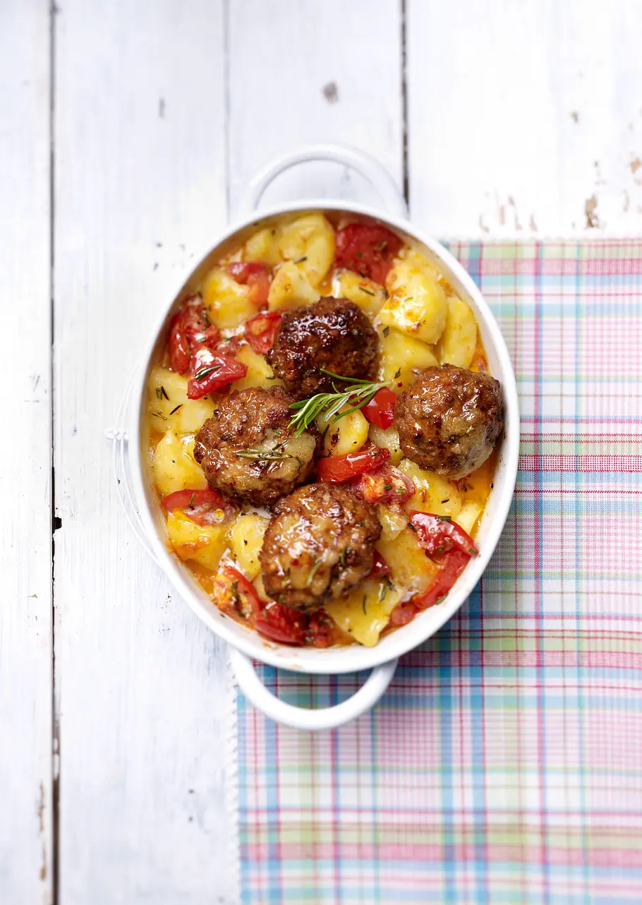 Knoblauchkartoffel-Frikadellen-Gratin Rezept Knoblauchkartoffel-Frikadellen-Gratin Rezept