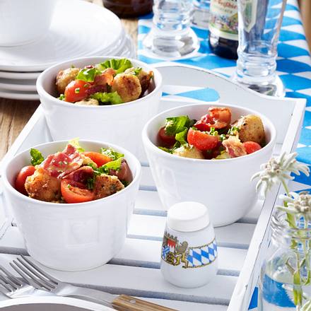 Knödel-Salat mit Speck Rezept Knödel-Salat mit Speck Rezept