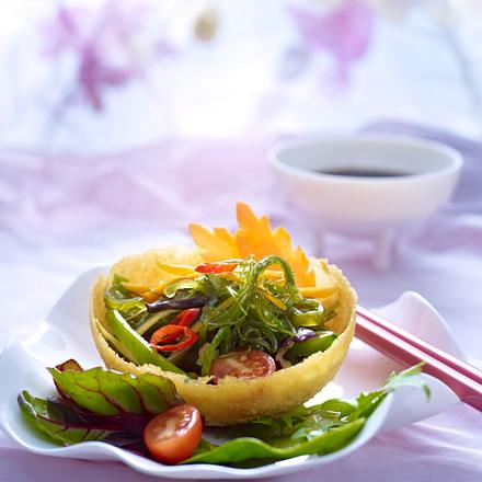 Knusperkörbchen mit Wakame-Gemüse Rezept