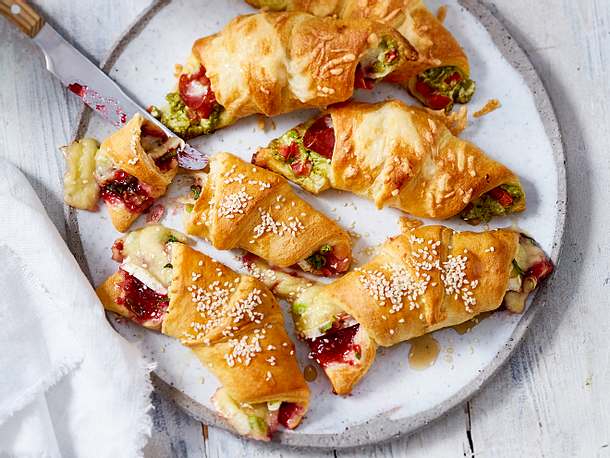 Knusprig-pikante Feierabend-Croissants Rezept