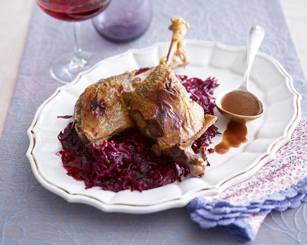 Knusprige Gänsekeulen Rezept Knusprige Gänsekeulen Rezept