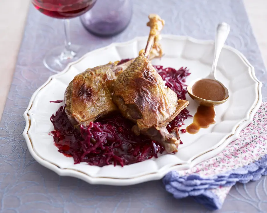 Knusprige Gänsekeulen Rezept Knusprige Gänsekeulen Rezept