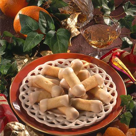Knusprige Orangen-Frucht-Röllchen Rezept Knusprige Orangen-Frucht-Röllchen Rezept