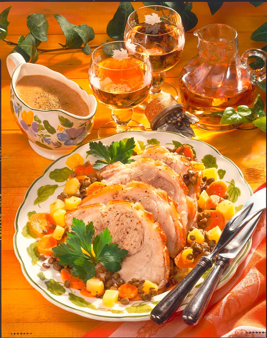 Knuspriger Schweinerollbraten Rezept Knuspriger Schweinerollbraten Rezept