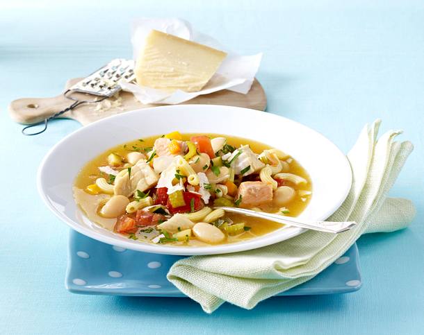 Kochschule: Minestrone mit Fisch Rezept Kochschule: Minestrone mit Fisch Rezept