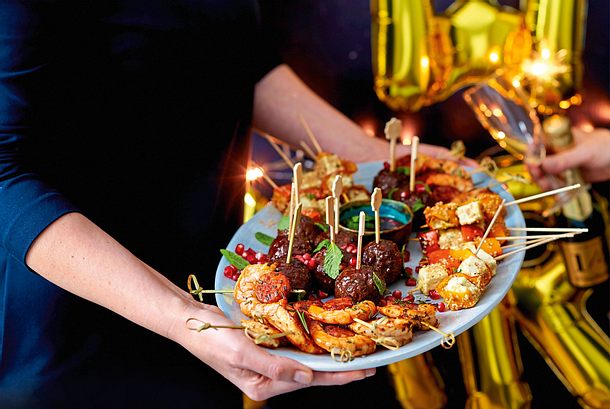 Köfte mit Granatapfelkonfetti Rezept Köfte mit Granatapfelkonfetti Rezept