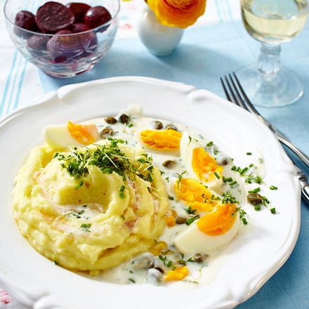 Königsberger Eier mit Kartoffelpüree Rezept Königsberger Eier mit Kartoffelpüree Rezept