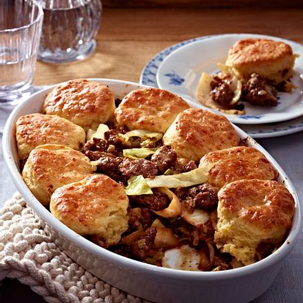 Kohl-Hack-Auflauf mit Scones Rezept Kohl-Hack-Auflauf mit Scones Rezept