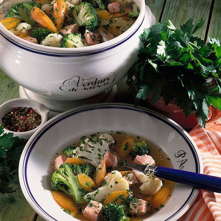 Kohleintopf mit Kasseler und Möhren Rezept Kohleintopf mit Kasseler und Möhren Rezept