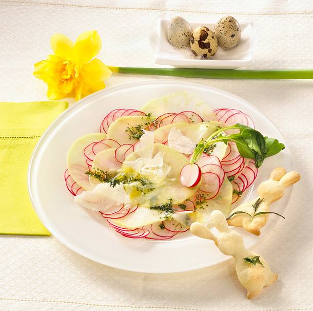 Kohlrabi-Carpaccio mit Parmesan und Brunnenkresse Rezept Kohlrabi-Carpaccio mit Parmesan und Brunnenkresse Rezept
