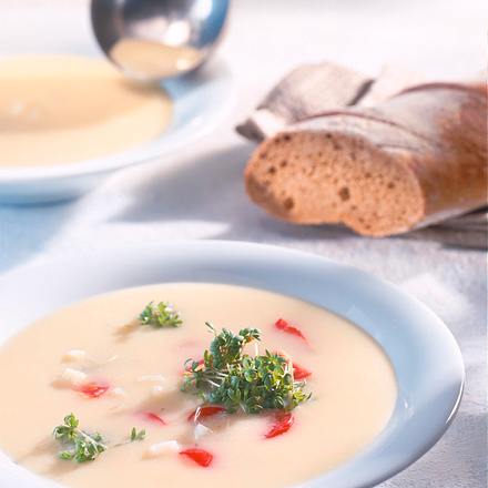 Kohlrabi-Cremesuppe mit Kresse Rezept Kohlrabi-Cremesuppe mit Kresse Rezept