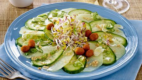 Kohlrabi-Gurken-Carpaccio Rezept - Foto: House of Food / Bauer Food Experts KG