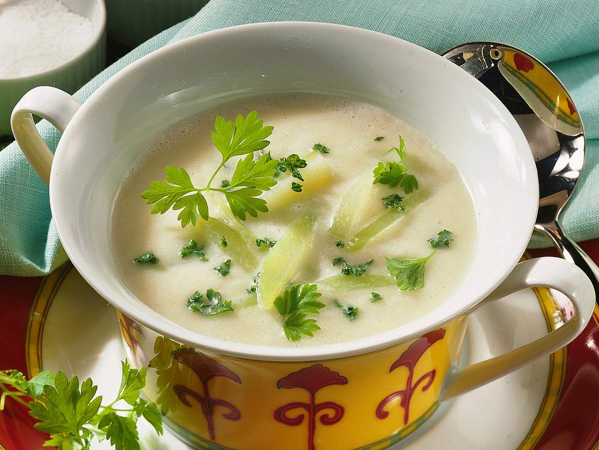 Kohlrabi-Kräuter-Suppe Rezept