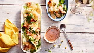 Kohlrabi-Salat-Date mit reizvollem Miso-Dressing Rezept - Foto: House of Food / Bauer Food Experts KG