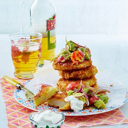 Kohlrabi-Schnitzeltürmchen mit leichter Joghurt-Aioli Rezept Kohlrabi-Schnitzeltürmchen mit leichter Joghurt-Aioli Rezept