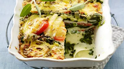 Kohlrabi-Spinat-Lasagne Rezept - Foto: LECKER @ Bauer Media Group