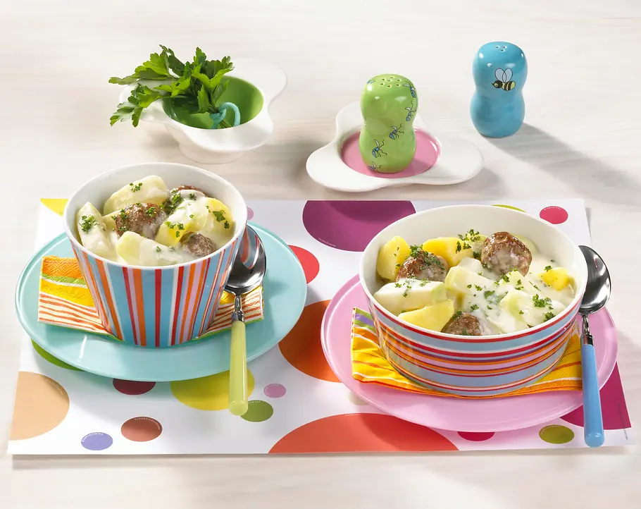 Kohlrabi-Topf mit Hackbällchen Rezept Kohlrabi-Topf mit Hackbällchen Rezept