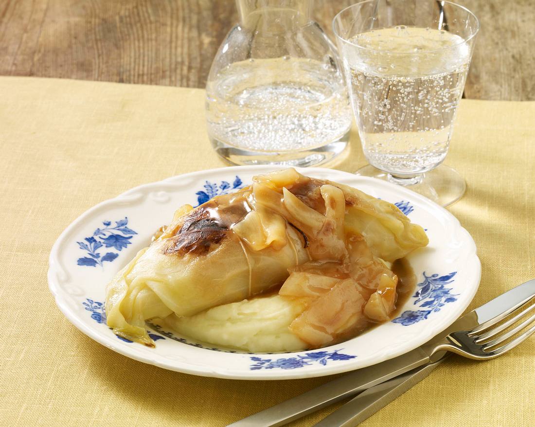 Kohlroulade Rezept | LECKER Kohlroulade Rezept | LECKER