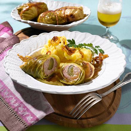 Kohlrouladen mit Kartoffelpüree Rezept Kohlrouladen mit Kartoffelpüree Rezept