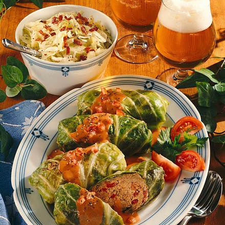 Kohlrouladen mit Tomatensoße Rezept