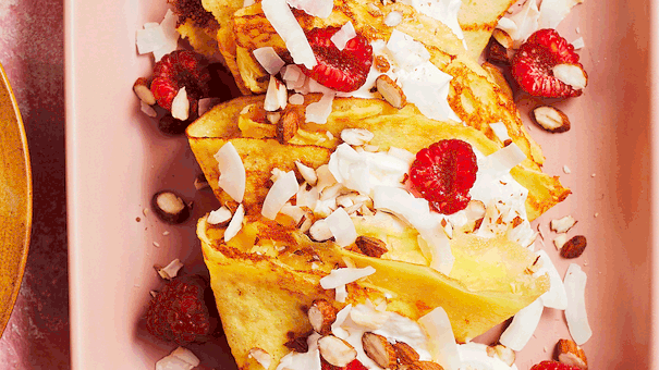 Kokos-Crêpes mit Himbeeren Rezept - Foto: LECKER @ Bauer Media Group