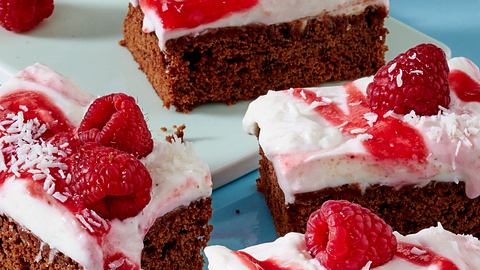 Kokos-Himbeer-Kuchen Rezept - Foto: House of Food / Bauer Food Experts KG